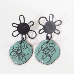 
                
                    Load image into Gallery viewer, Small Minty Double Fleur Earrings
                
            