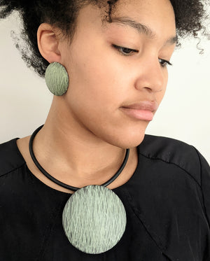 
                
                    Load image into Gallery viewer, Large Grass Disc Earrings
                
            
