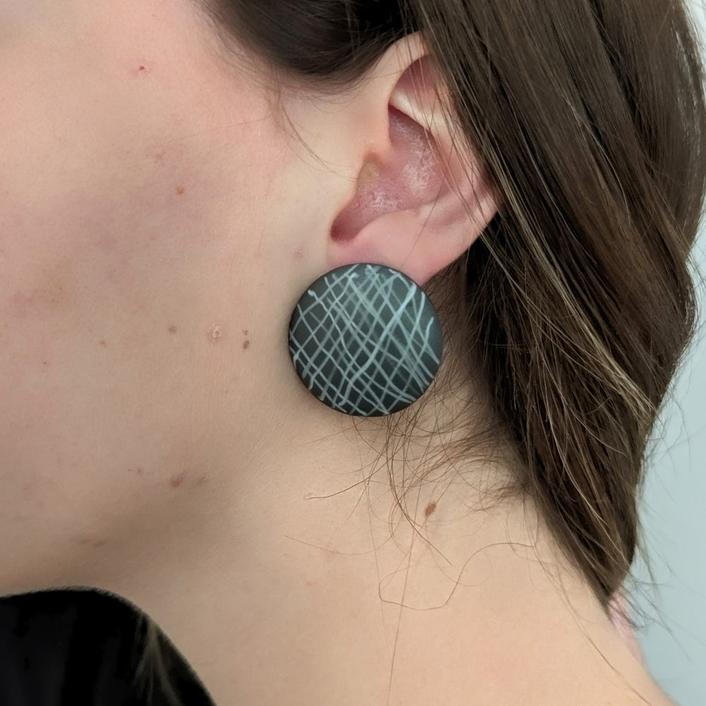 
                
                    Load image into Gallery viewer, Crosshatch Disc Earrings
                
            